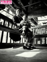 少数民族妹妹穿布鞋真漂亮30P